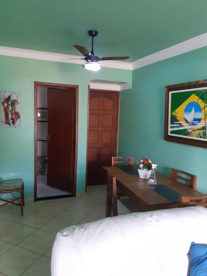 Apartamento com estacionamento, telas nas varandas Arraial do Cabo Luaran gambar